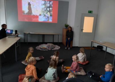 Warsztaty w Bibliotece Pedagogicznej „Księżniczka na ziarnku grochu”