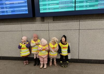 Wycieczka na dworzec główny PKP i przejazd pociągiem.