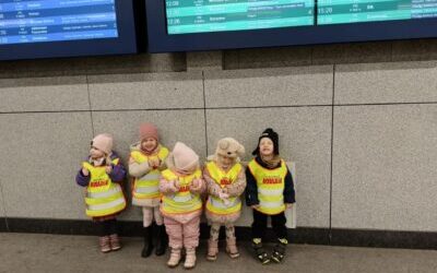 Wycieczka na dworzec główny PKP i przejazd pociągiem.